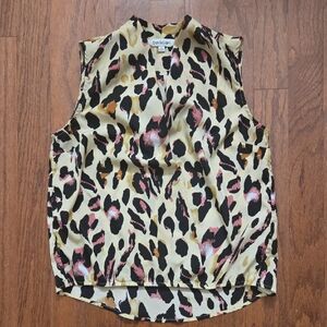 DAVI & DANI Leopard Print Sleeveless Blouse